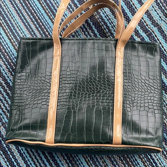 Green and Tan Structured Tote Bag with Leather Trim - Picture 3 of 4